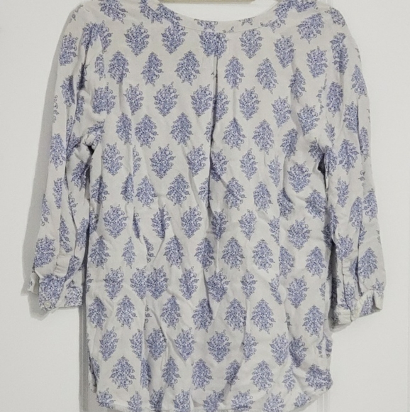 Top - Picture 3 of 3